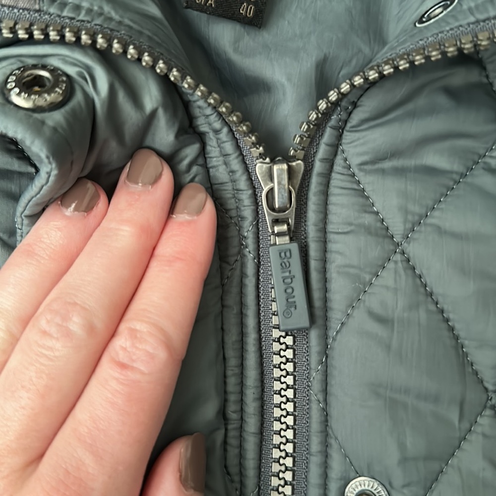 Barbour Fairview Quilted Jacket - Picture 5 of 11